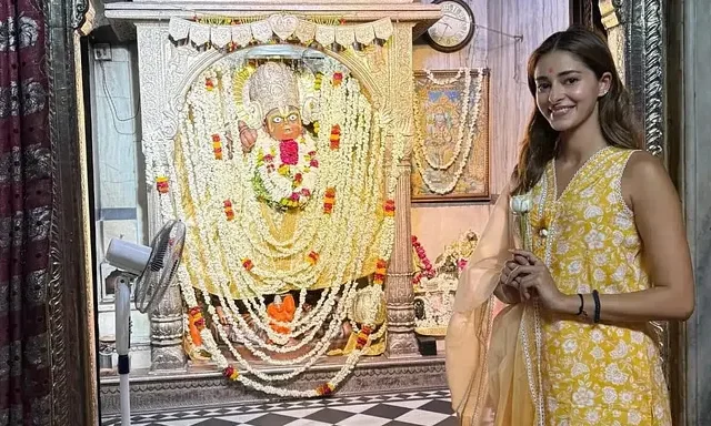 Ananya Panday Kale Hanuman Jaipur